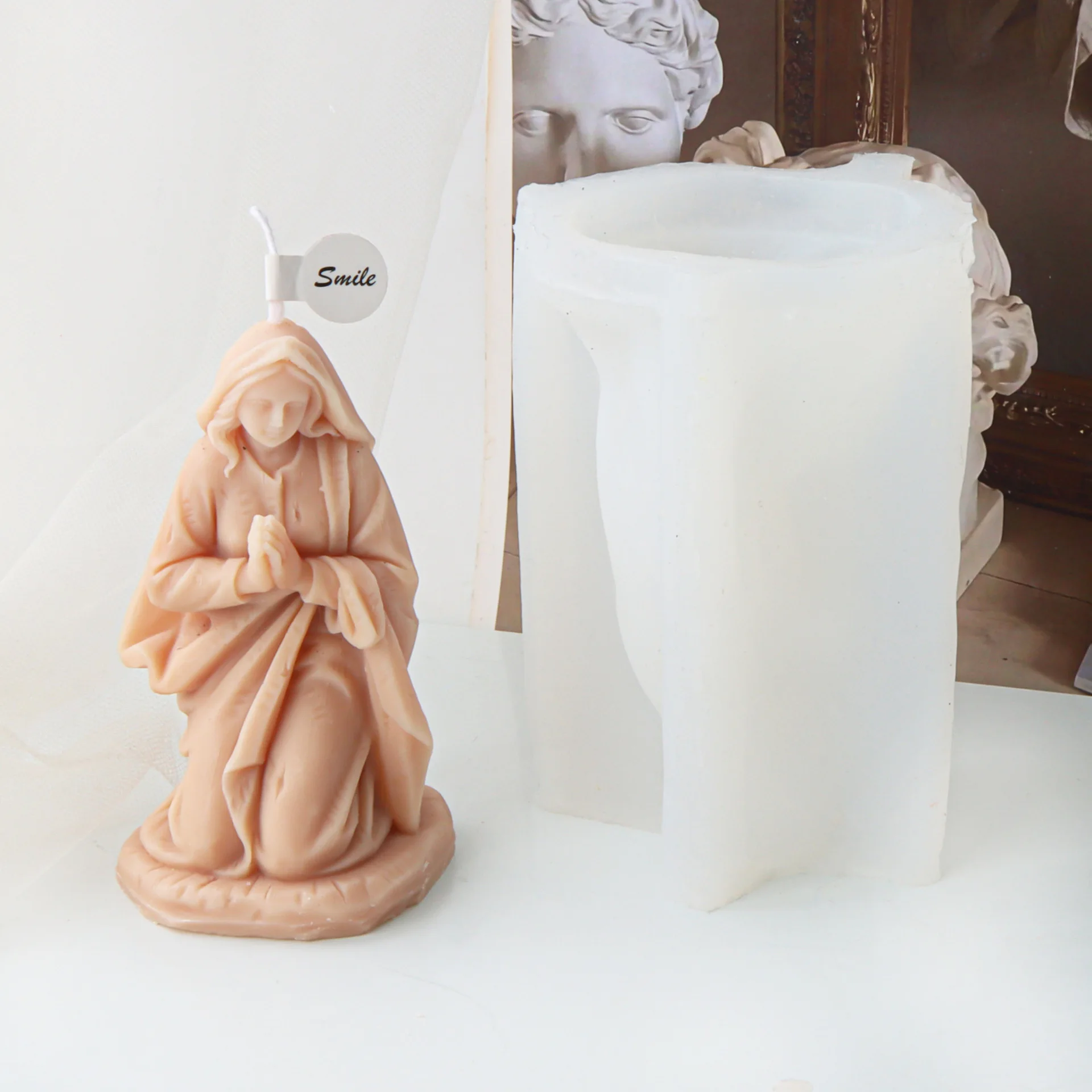 Форма для женских свечей на коленях и молитвах 3d-скульптура сделай сам пластырь