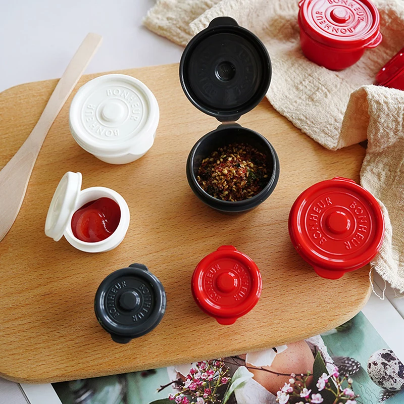 

2/3Pcs Plastic Sauce Bibimbap Seasoning Box Mini Seasoning Box Salad Dressing Containers Portable Spice Jar Kitchen Tool