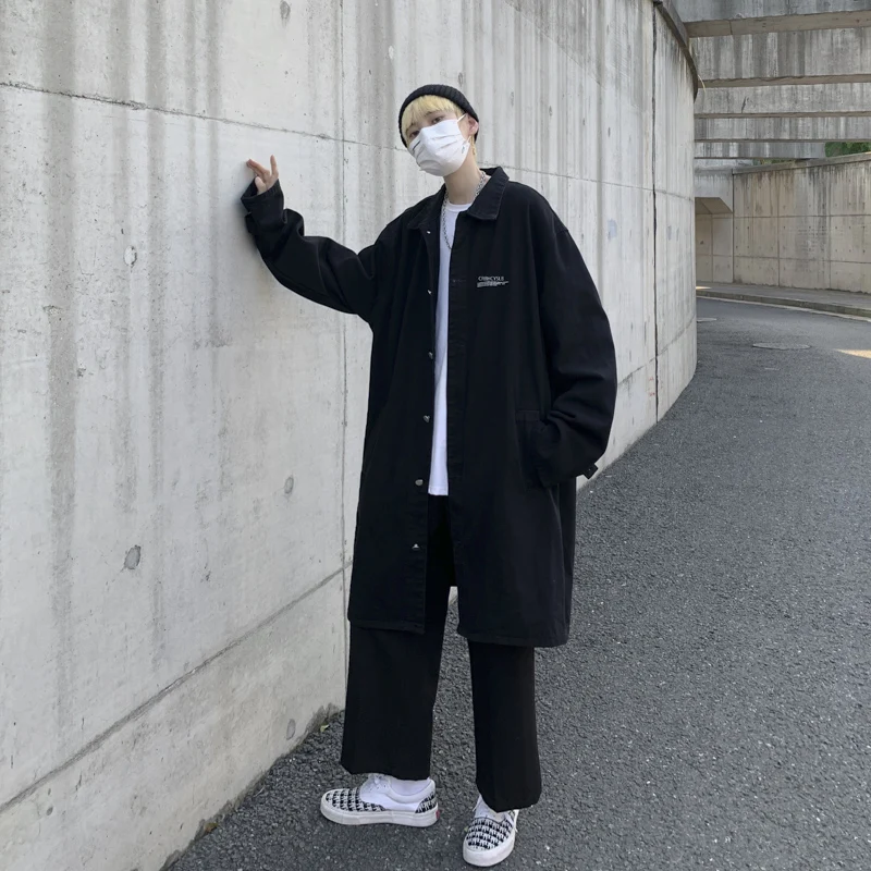 Мужская длинная куртка с буквенным принтом осенние модные тренды уличная одежда