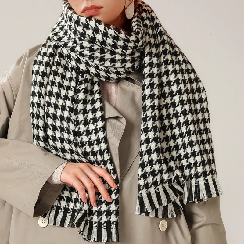 

Luxury Brand Women Shawls and Scarves Scarf for Women plaid Black White Houndstooth Cashmere Warm Thick Long Pashmina Blanket