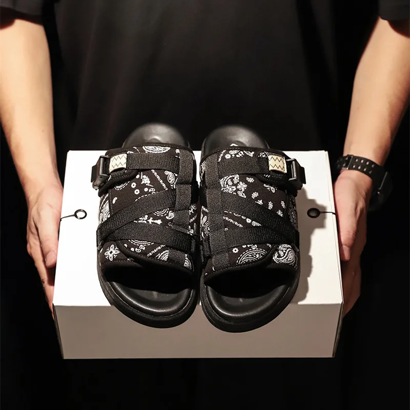 Летние шлепанцы для мужчин и женщин Christo Visvim 2024 мягкие повседневные с отражающей