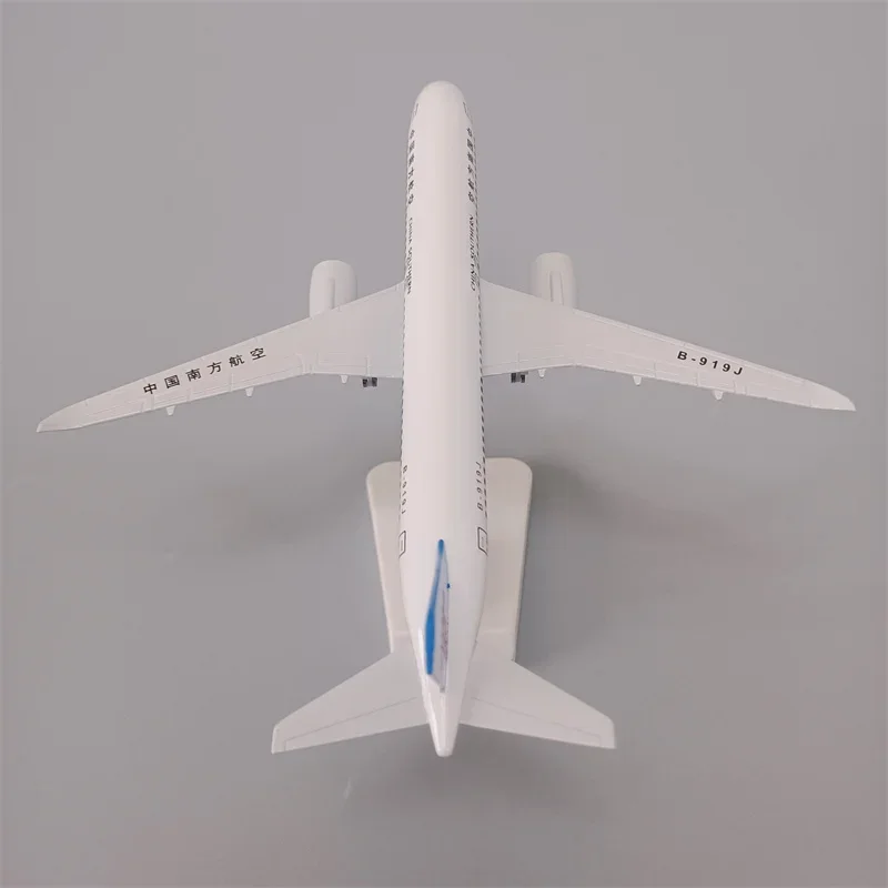 19 см Air China Southern COMAC C919 Airlines Литая под давлением модель самолета Самолет с колесами