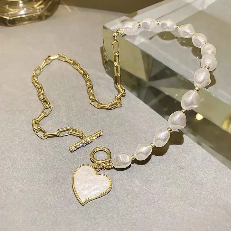 

2022 New Fashion Luxury Shaped Pearl Love Necklace Cute Romantic OT Buckle Clavicle Chain Heart Jewelry Girlfriend Gift