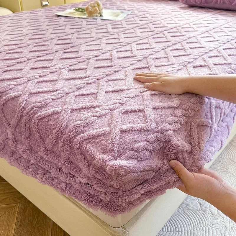 

Флисовая простыня Coral Fleece для двуспальной кровати