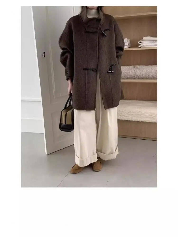 Женское шерстяное пальто с воротником-стойкой