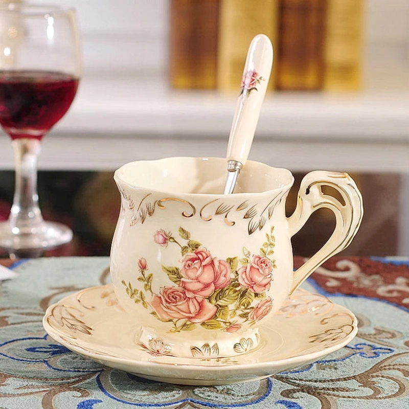 

Ceramic Coffee Cup Saucer Hand Painted Rose Porcelain European Bone China Tea Cup Spoon Hot Sale Mug Classic Drink Gift