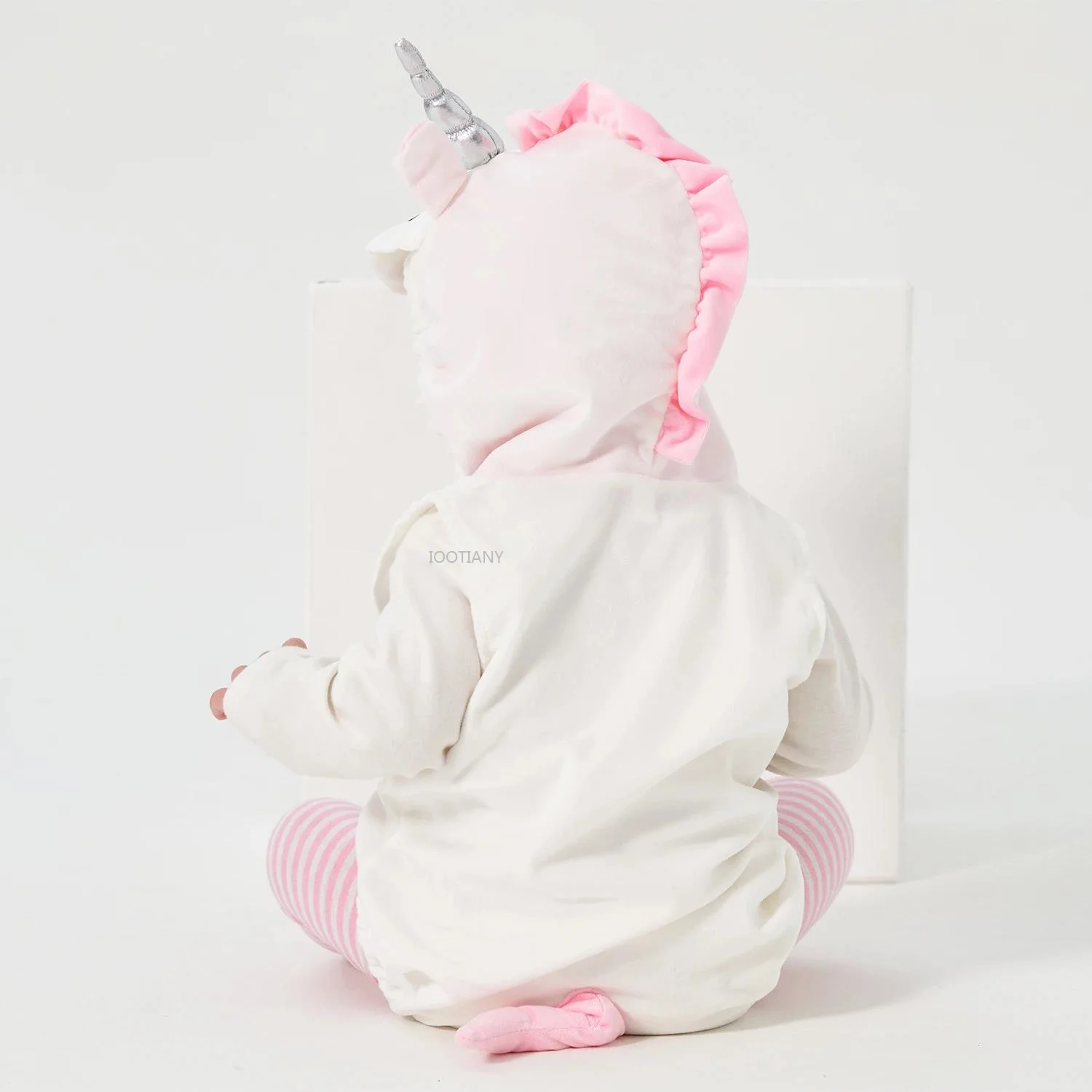 Милый костюм единорога для маленьких девочек 0-24 месяцев детский комбинезон с