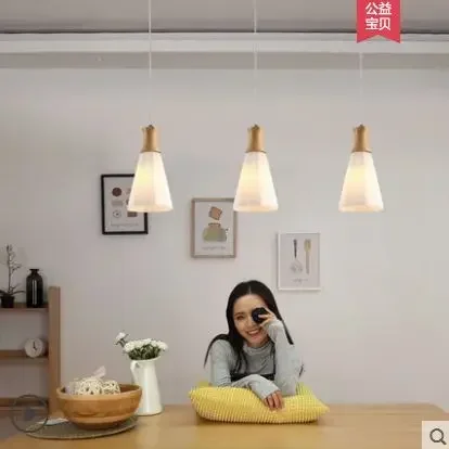 Скандинавская люстра деревянная столовая современный минималистичный