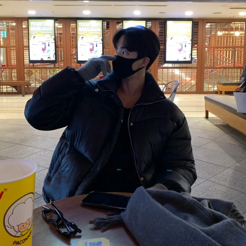 Winter Jacket Men Warm Fashion Black Thickened Jacket Men Streetwear Korean Loose Thick Short Coat Mens Parker Clothes M-2XL