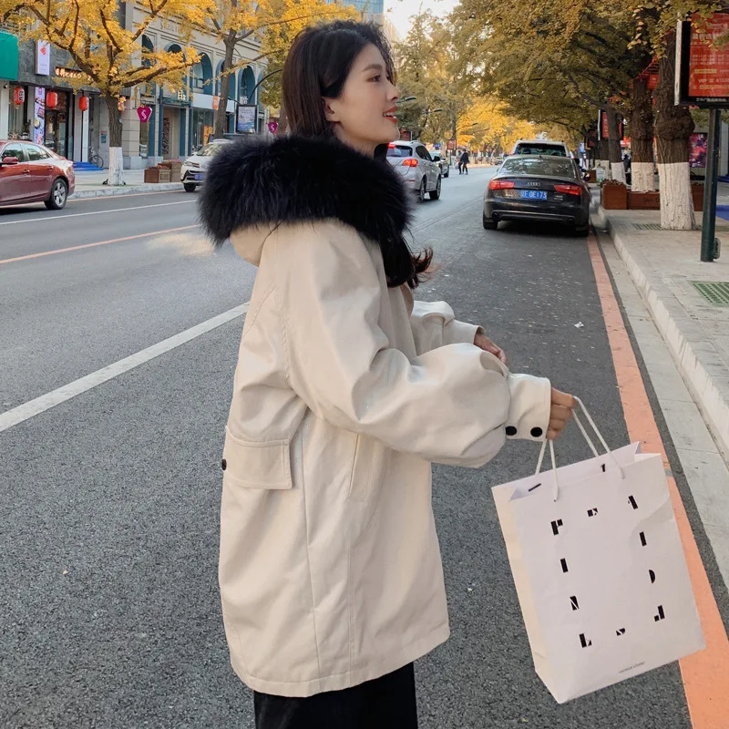 Send a girl to overcome the winter and add velvet coat and cotton-padded jacket to cotton-padded jacket.