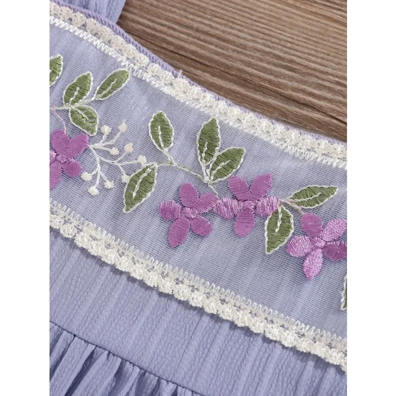Летние платья для девочек 2024 с вышитыми цветами и листьями милый стиль длиной до