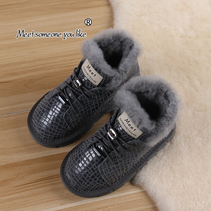 

Boys Anti-ski Boots Fur One Winter New Cotton Children's Shoes Baby Girl Short Boots Leather Plus Velvet Fashion Martin Boots