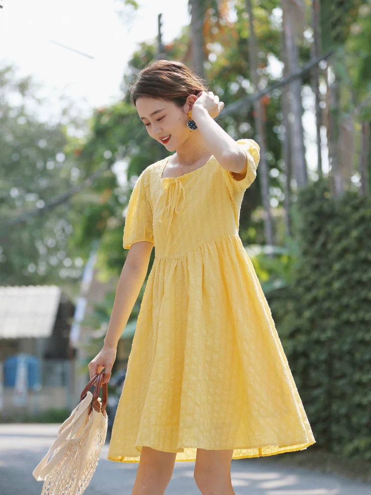 Huaji Q399 желтое Мягкое хлопковое милое маленькое платье на шнуровке с квадратным