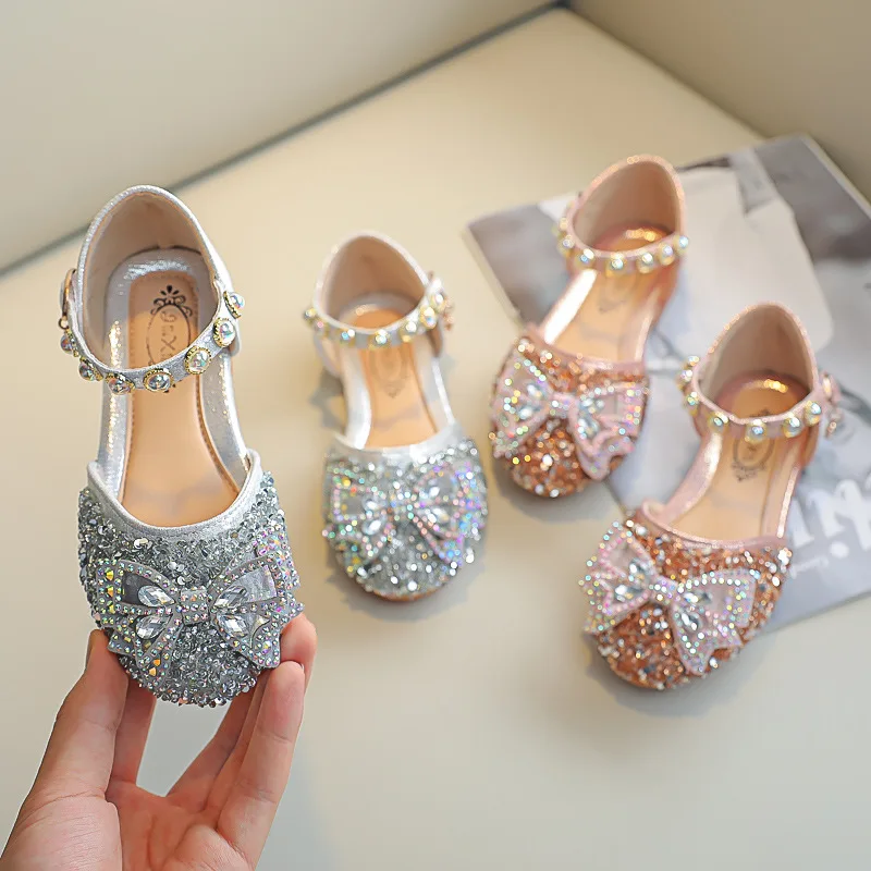 

Children's Solid Color Sandals Girls Sweet Sequins Bowknot Princess Party Sandals Fashion Chic Flat Heels Kids Soft Bottom Shoes