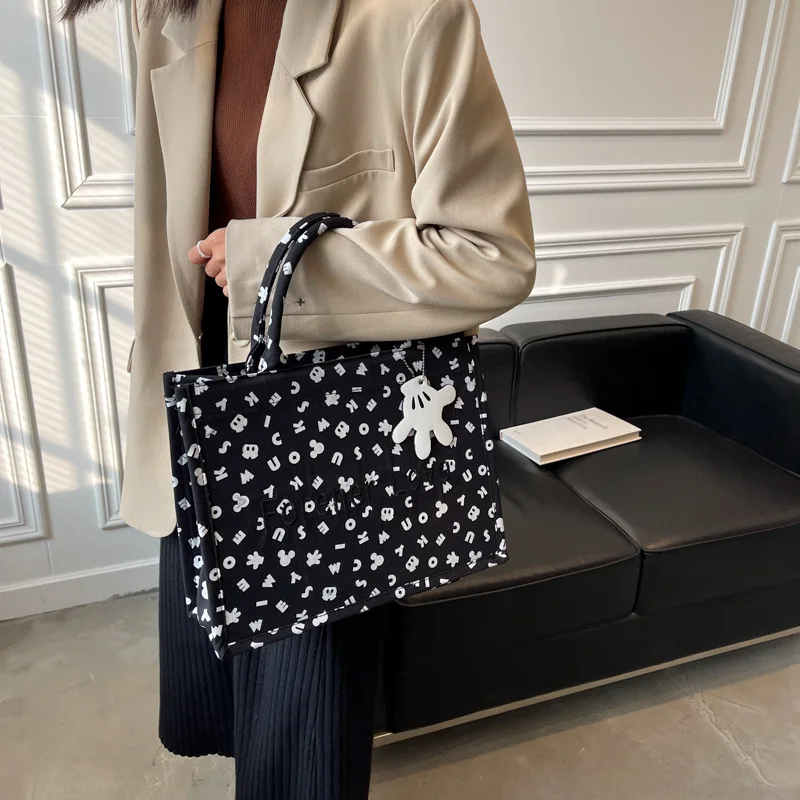 Disney Mickey's New Women's Handbag Cartoon Cute Women's Shoulder Bag Large Capacity Luxury Brand Fashion Travel Storage Bag