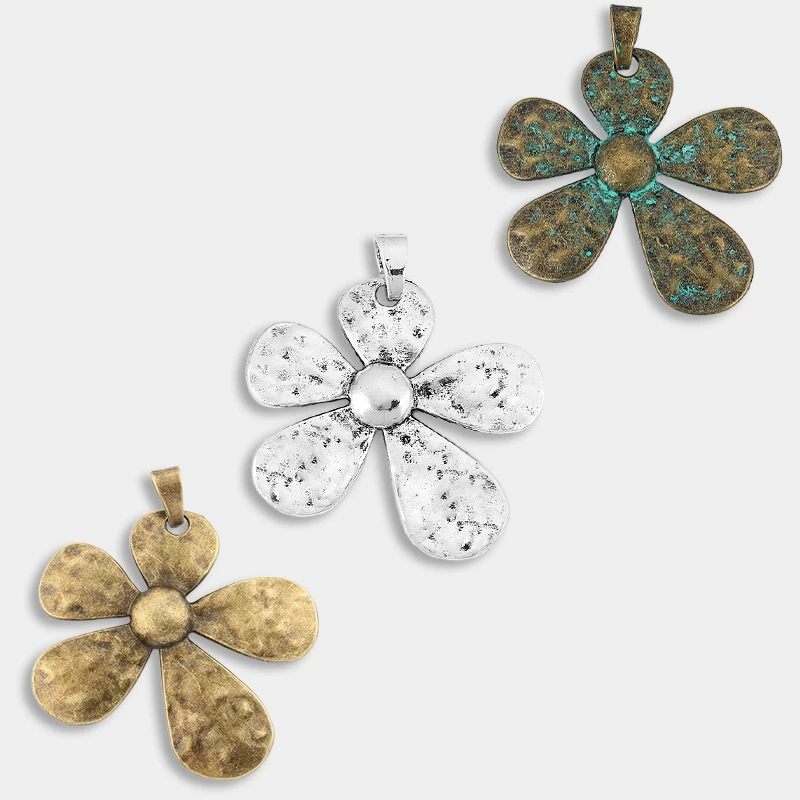 

2PCS Tibetan Silver Verdigris Patina Large Hammered Sun Flower Charms Pendant For Necklace DIY Jewelry Making Findings 66*71mm