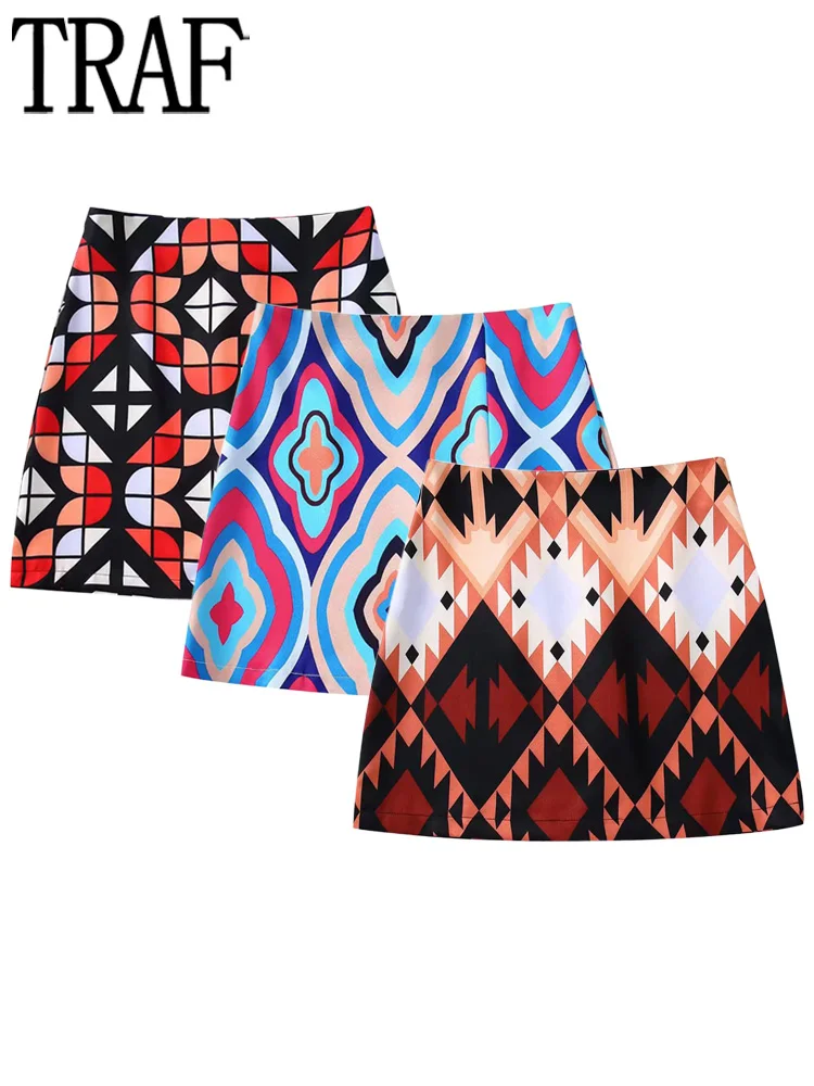 

TRAF Geometric Print Women Skirt Summer Mini Skirts Woman Fashion 2022 Aesthetic High Waist Skirts for Women Streetwear Skirts