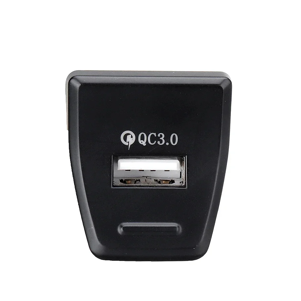 Автомобильное зарядное устройство с центральным управлением QC3.0 для Toyota RAV4 2019 2020