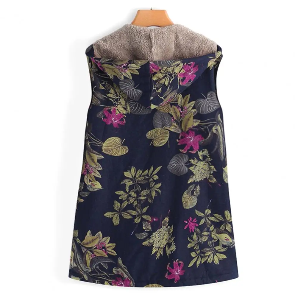 

Женское зимнее теплое однобортное пальто средней длины с цветочным принтом