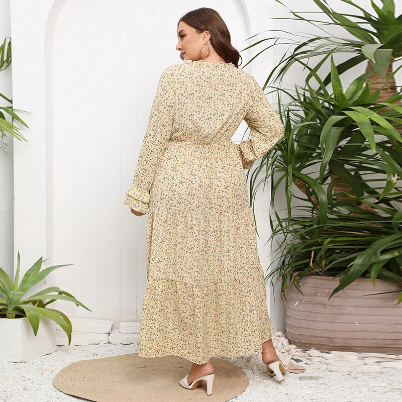 2022 Plus Size Printed Dress French Holiday Style Autumn Winter Lace Round Neck Petal Sleeve Printed Elegant Women's Dress
