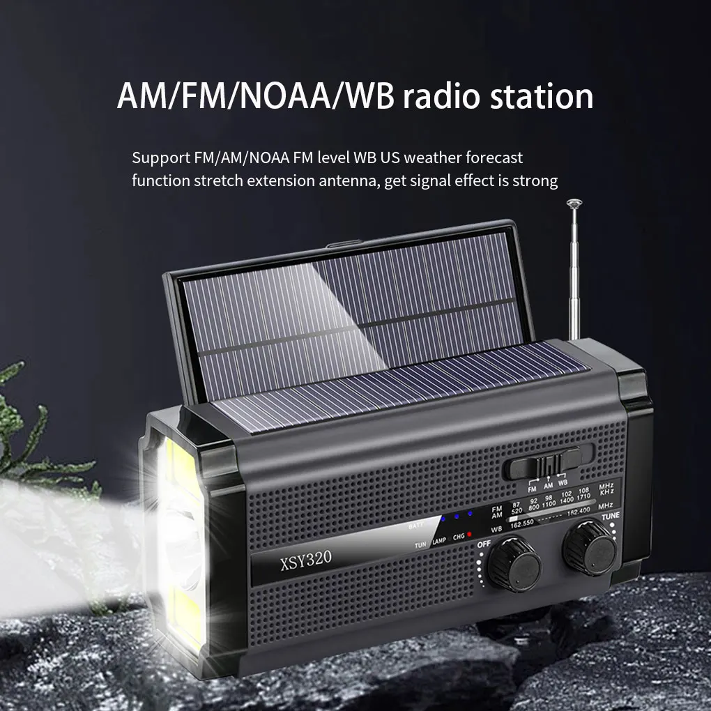 Plastic Emergency Radio With Portable Solar Panels For Outdoor Camping And Evening Park Walks green