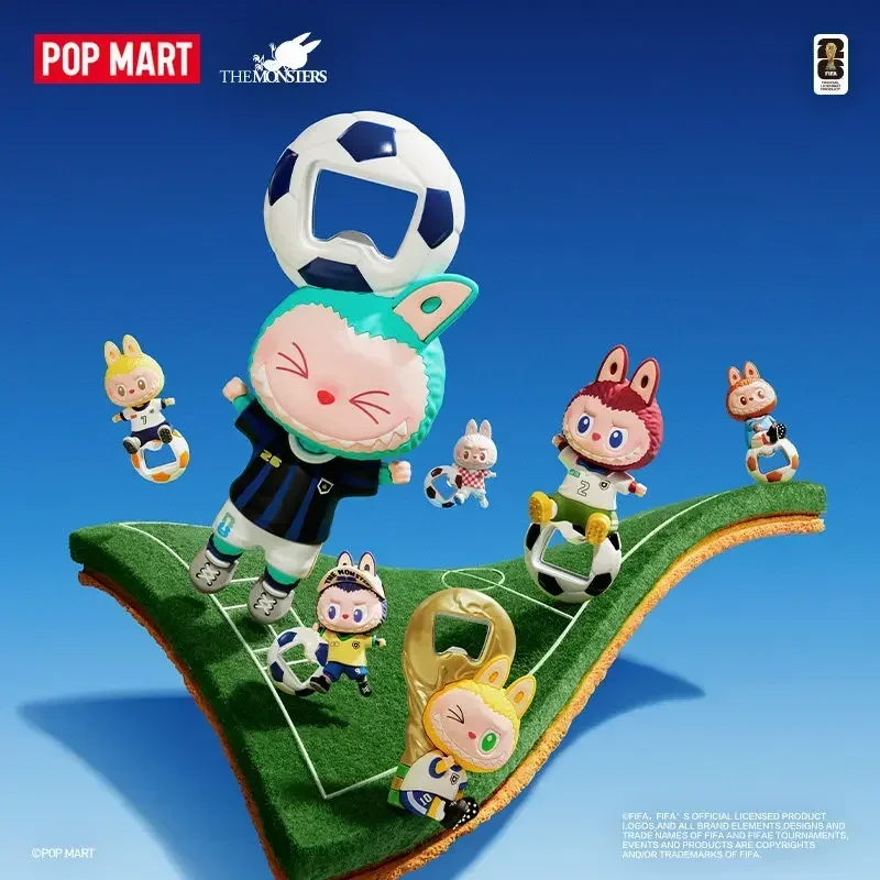 Фото POP MART LABUBU THE MONSTERS FIFA Series Открывалка для бутылок, магнит на холодильник, модная коллекционная фигурка, аниме-фигурка, игрушки-сюрпризы, куклы №3