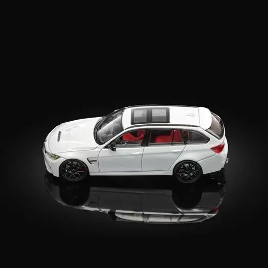 Фото Модель автомобиля BMW M3 F81 E30 из литого металла, масштаб 1:64 №2