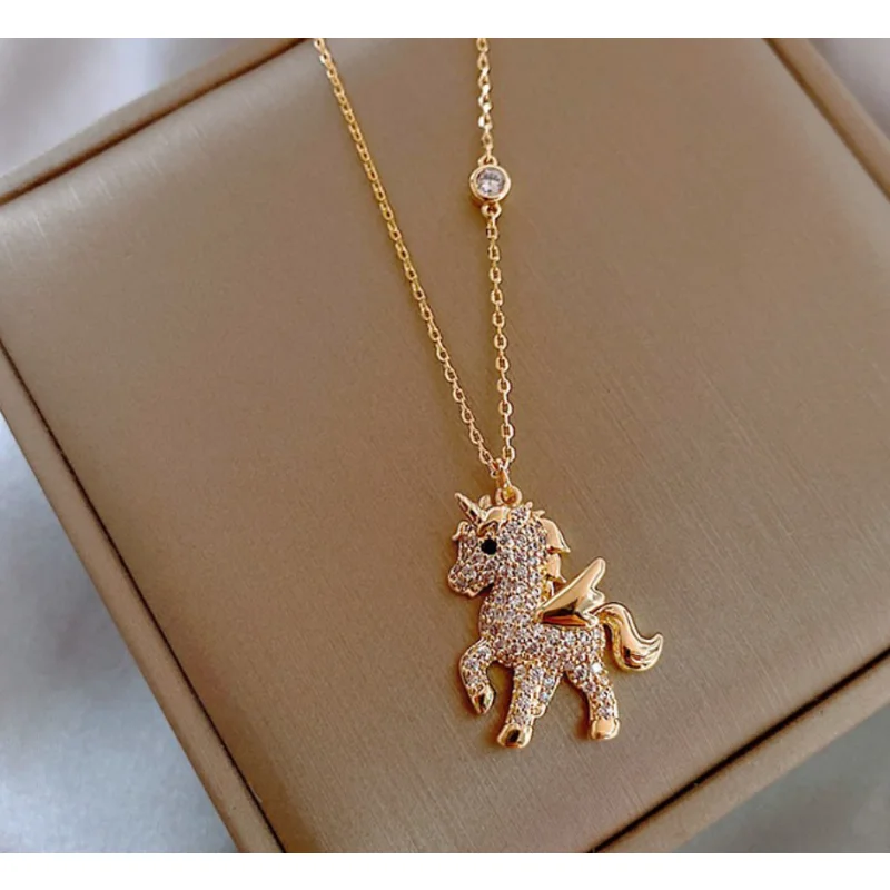 

Sectional Unicorn Necklace Fashion Pony Rhinestone Clavicle Chain Necklace Boudoir Honey Same Gift Necklace for Women