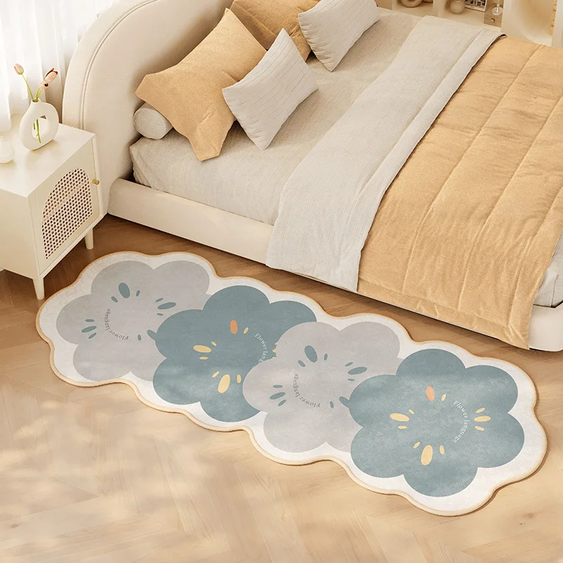 

Кремовый ковёр из полиэстера