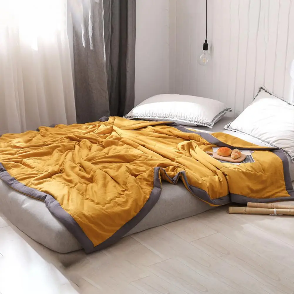 Комплект мягкого постельного белья контрастных цветов дышащее моющееся летнее