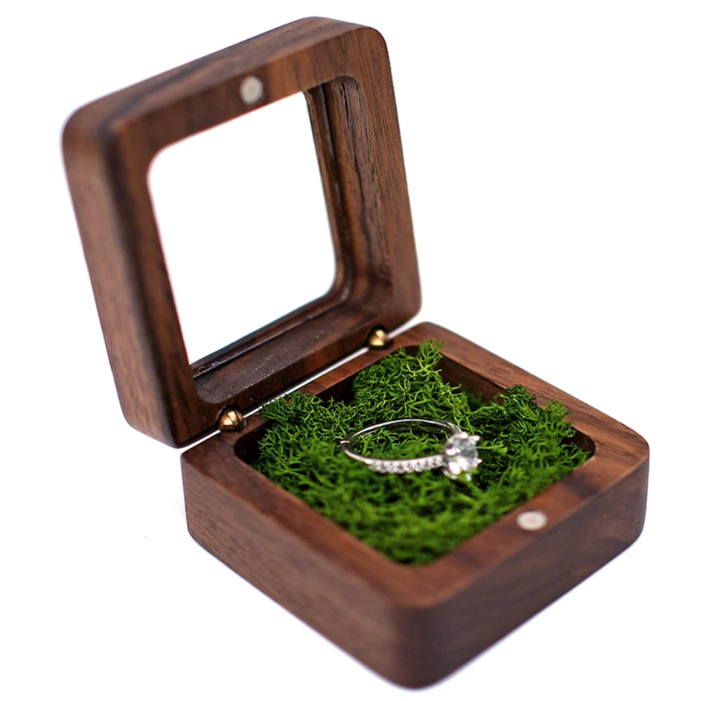 

Men's Proposal Gift Black Walnut Exquisite Ring Box Portable Wedding Full of Love Souvenir Women Like Gifts