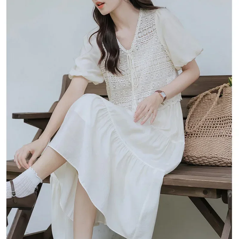 Женское белое платье-костюм во французском стиле лето 2024 новый художественный