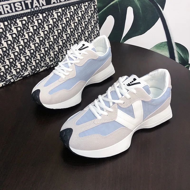 Spring Women Sneakers Mesh Casual Shoes 2023 Autumn New Lightweight Outdoor Sports Shoes Breathable Running Shoes Size 35-45