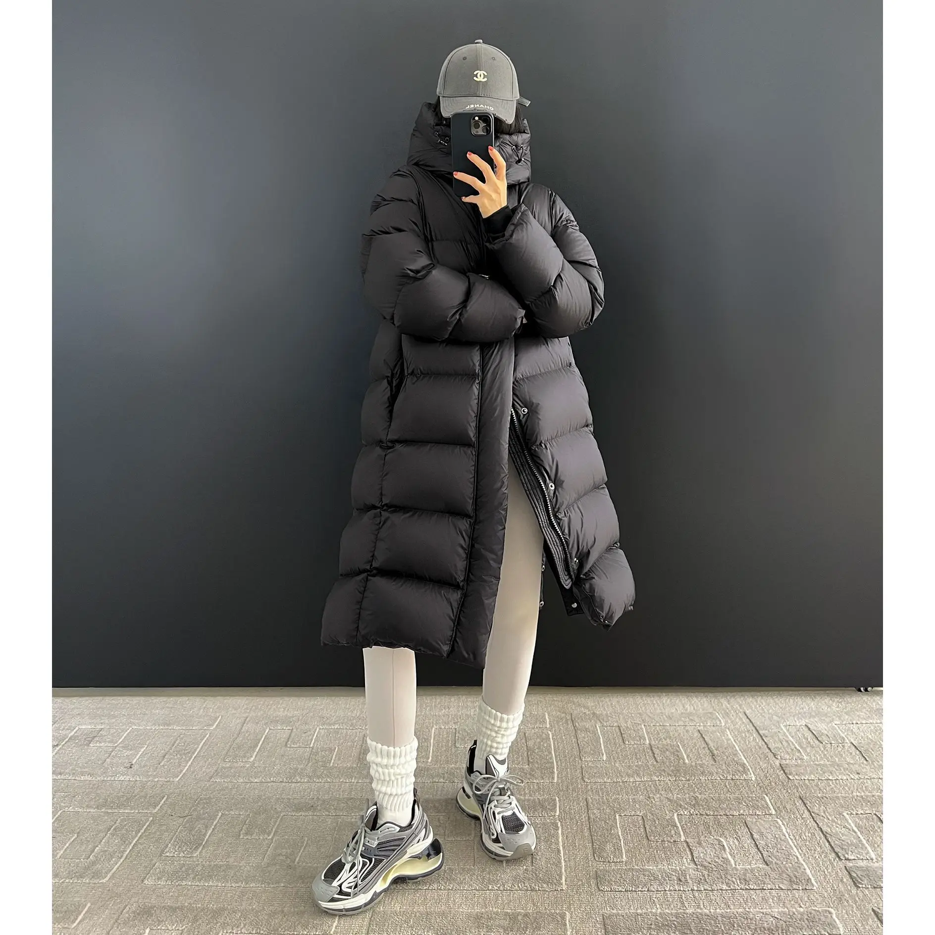 90 white goose down thick ladies hooded and long bread down jacket in autumn and winter