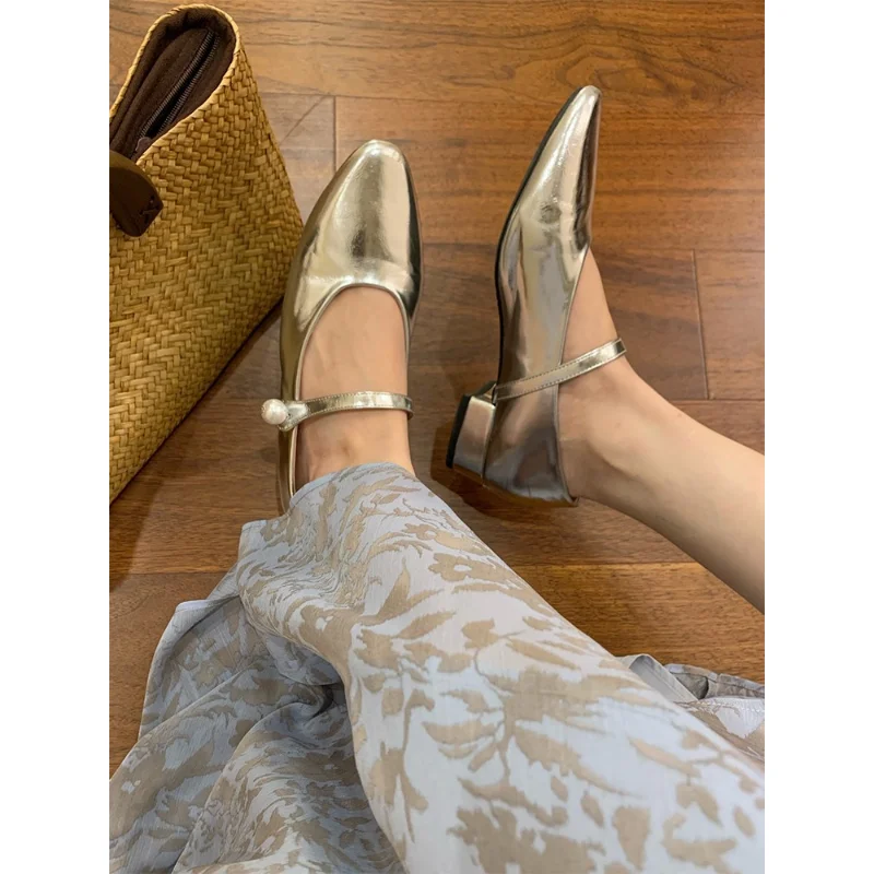 

Single-shoe Women's Versatile Low-heel Retro Bright Silver Shoes New Spring and Summer French Pointy Mary Jane Women's Shoes