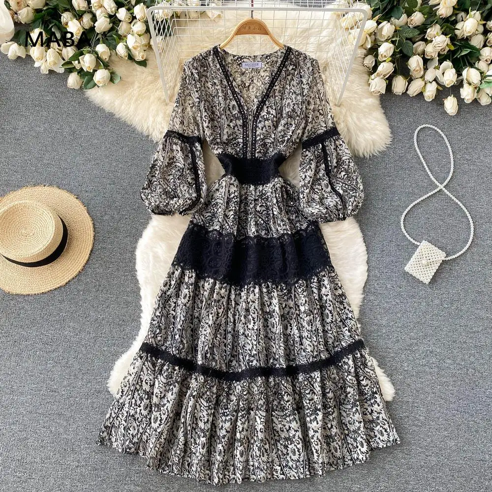 

2022 Spring Women Long Sleeve Dress V-neck High Waist Lace Patchwork Print Black Bohemian Maxi Dress High Quality Runway Dresses