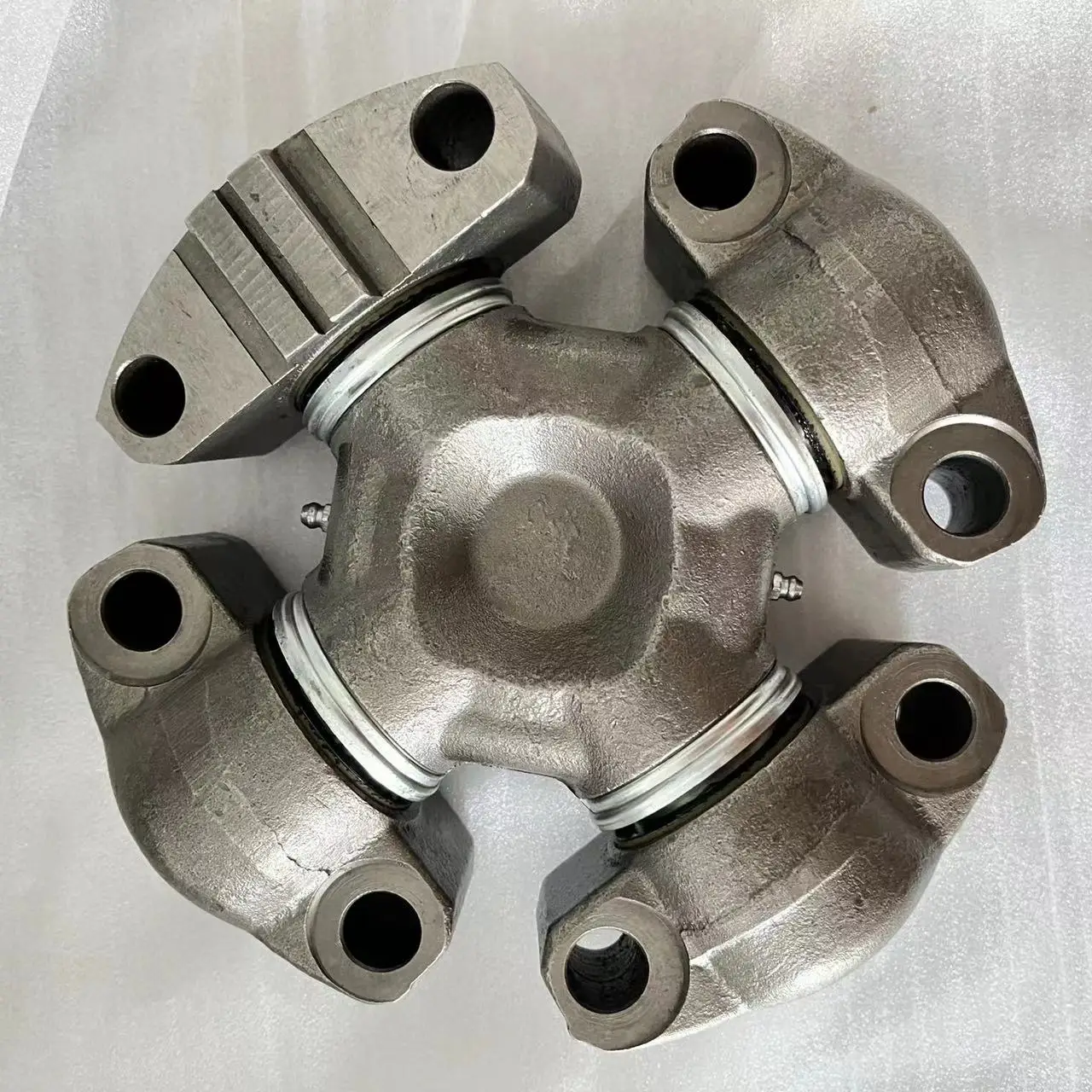 

Задний вал привода (передний и центральный) для komatsu