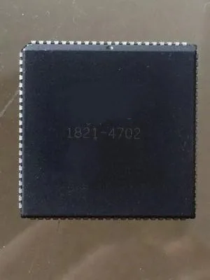 

1821-4702 plcc84 1 шт.