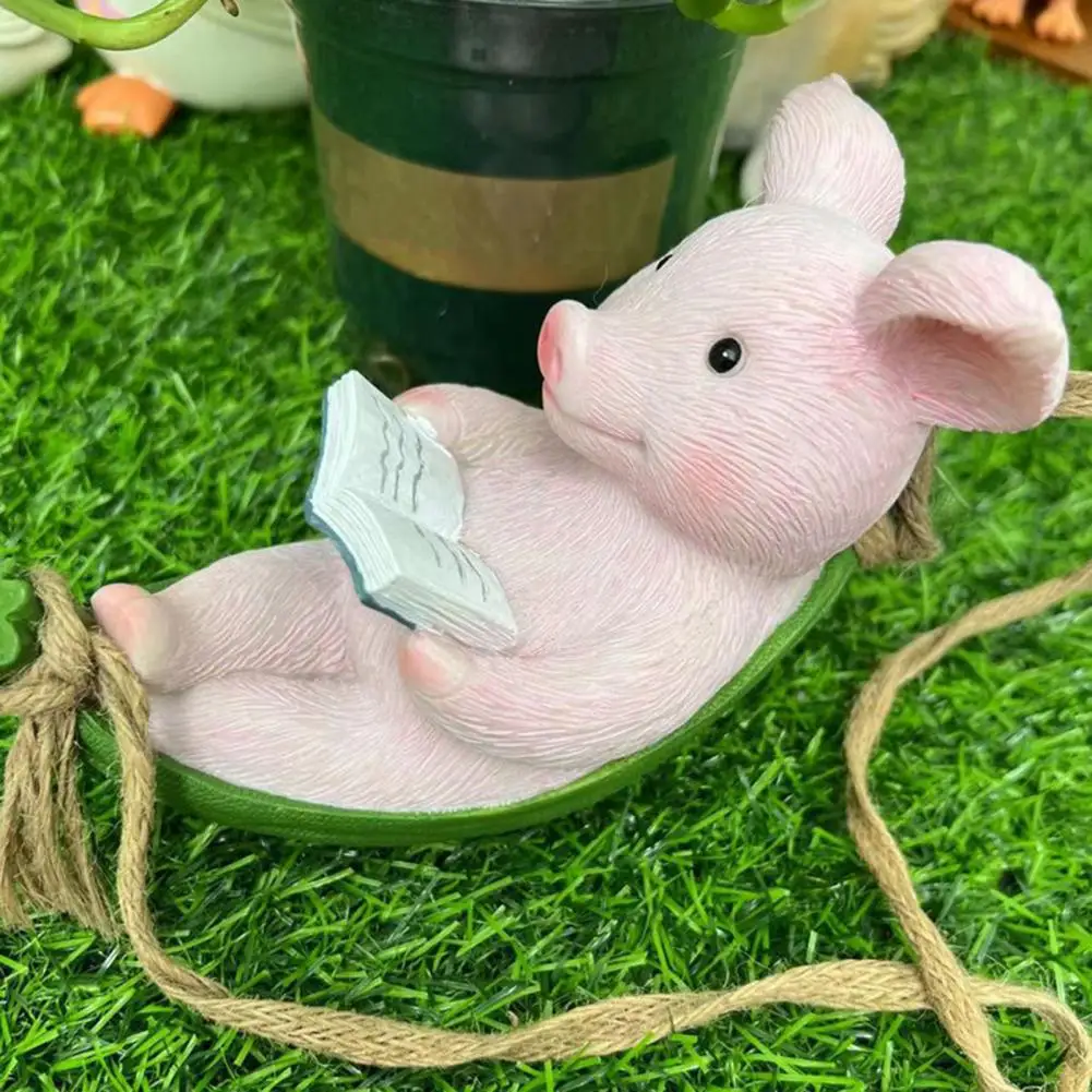 

Sunproof Resin Piggy Pendant Resin Sunlight Resistant Adorable Pig Pendant Cute Piggy Swing Hanging Flying for Accessories
