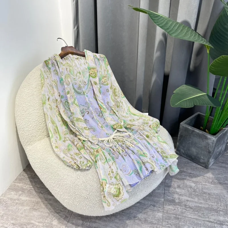 

Latest 2022 Summer Top Quality Pure Silk Light Green Paisley Print Self Tie Neckline Billowy Mini Dress with Fabric Belt Women
