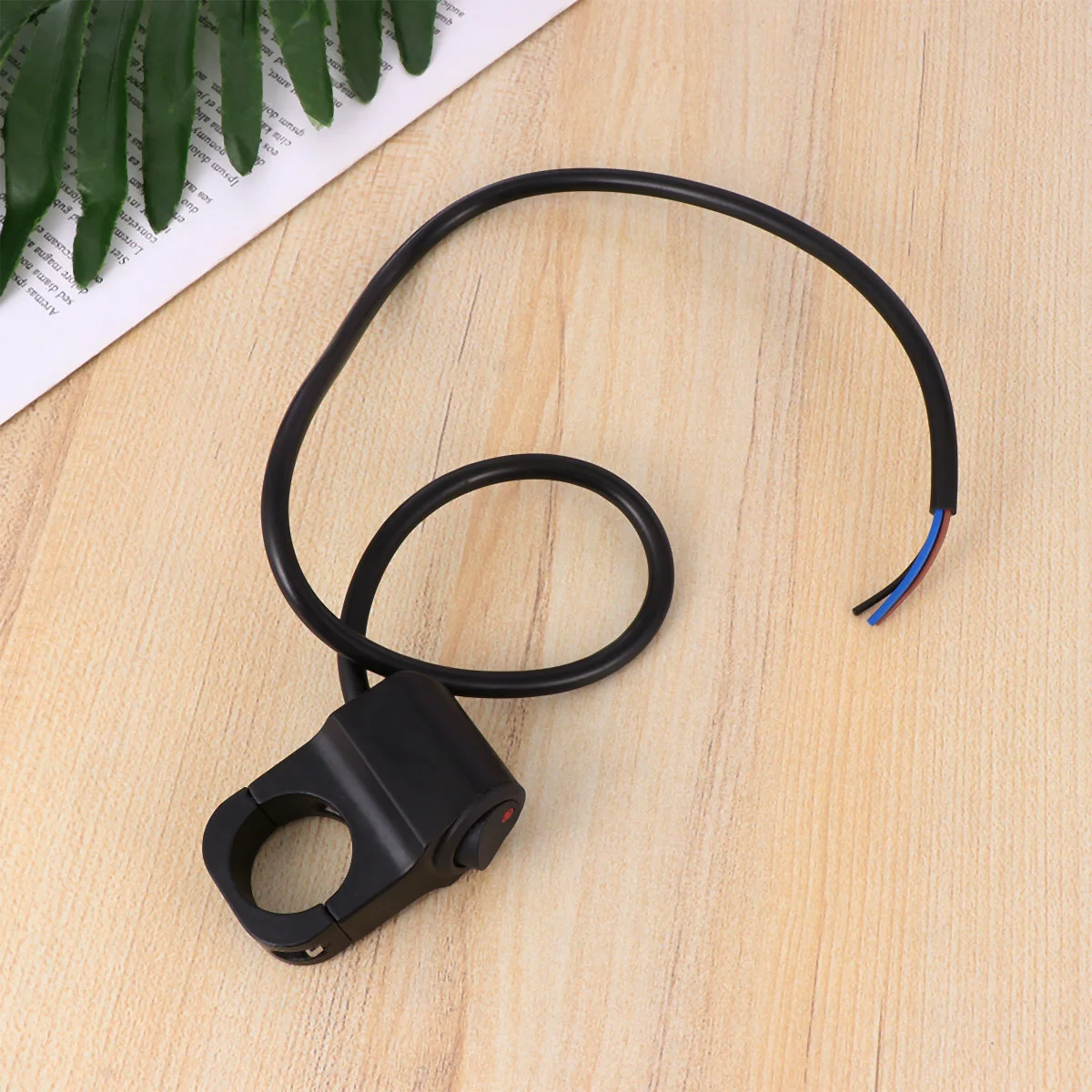 

Switch Handlebar Headlight Button Motorbike Off Toggle Push Scooter Bike Light Control Motorcycle