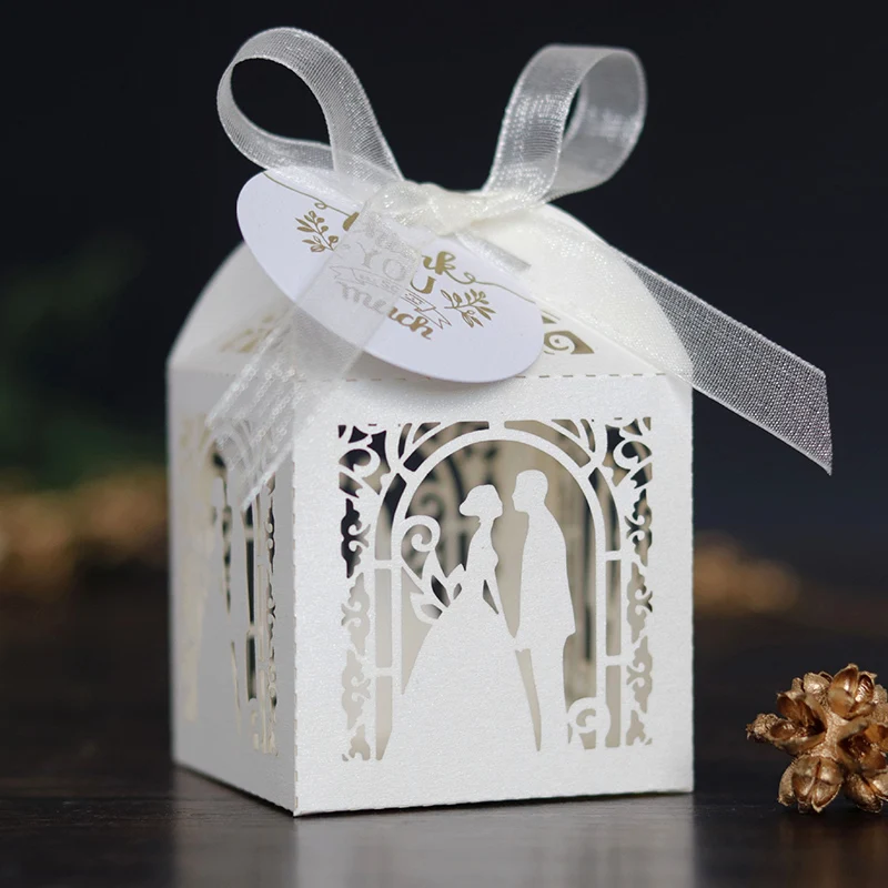 50 шт. упаковочные коробки для конфет с лазерной резкой свадьбы Дня святого
