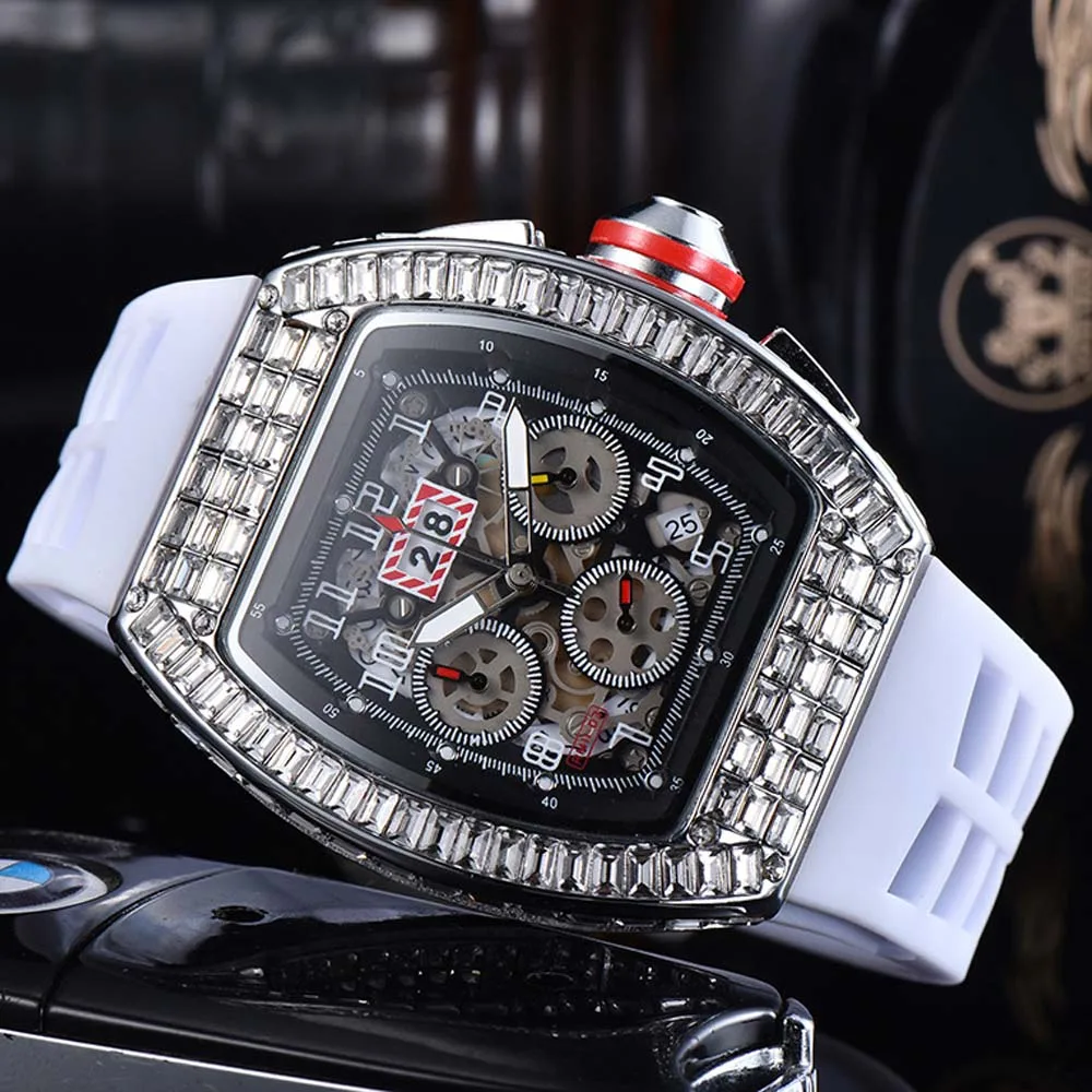 

AAA Top Hip Hop Watches For Mens Multifunction WIth DIamond Tonneau Bling Watch Original Brand Automatic Date Chronograph Clocks