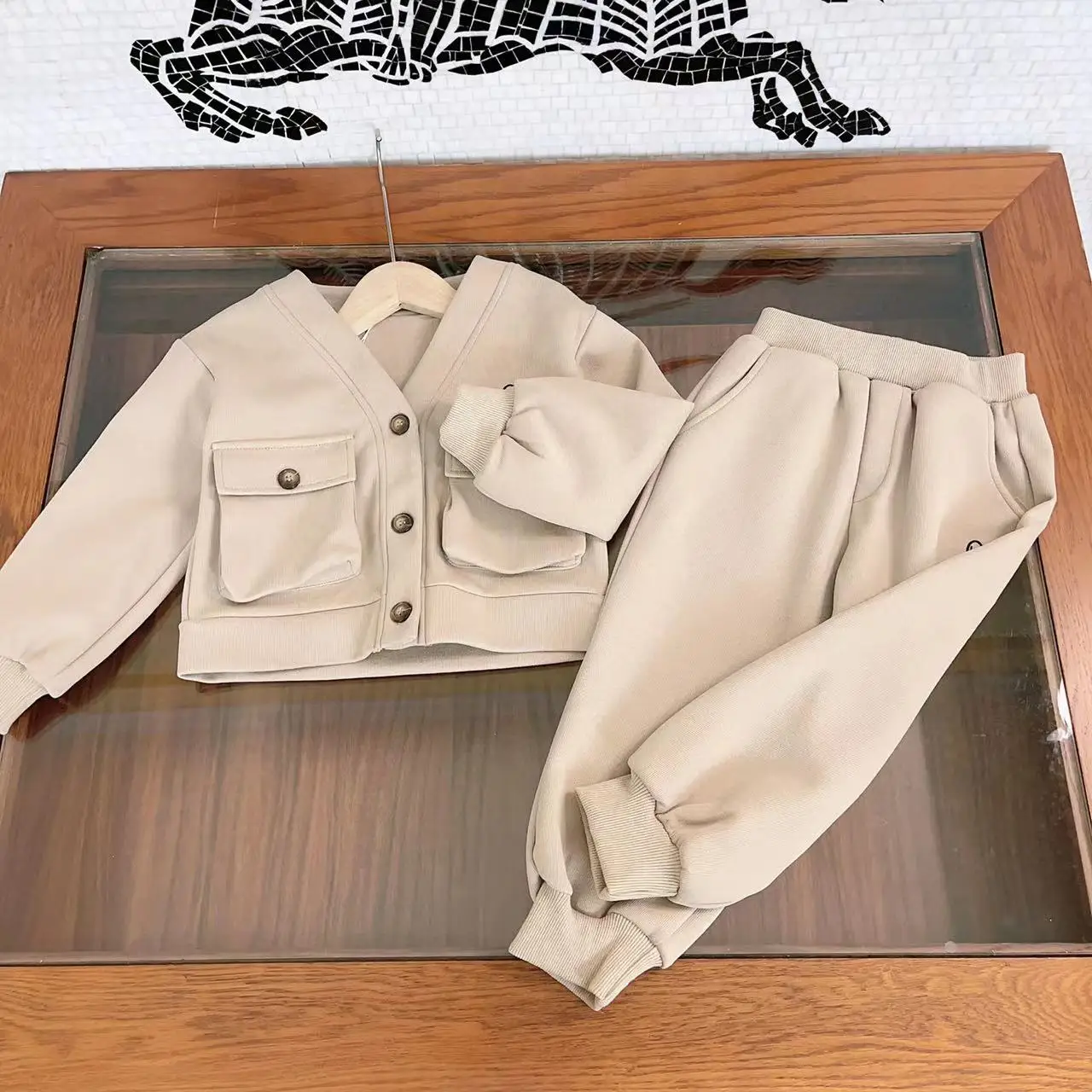 

Children's Set Spring and Autumn Children's Wear 3-12 Year Old V-Neck Long Sleeve Coat Pocket Design Cotton Pants 2 Pieces