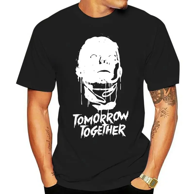 

Футболка мужская хлопковая с круглым вырезом и коротким рукавом