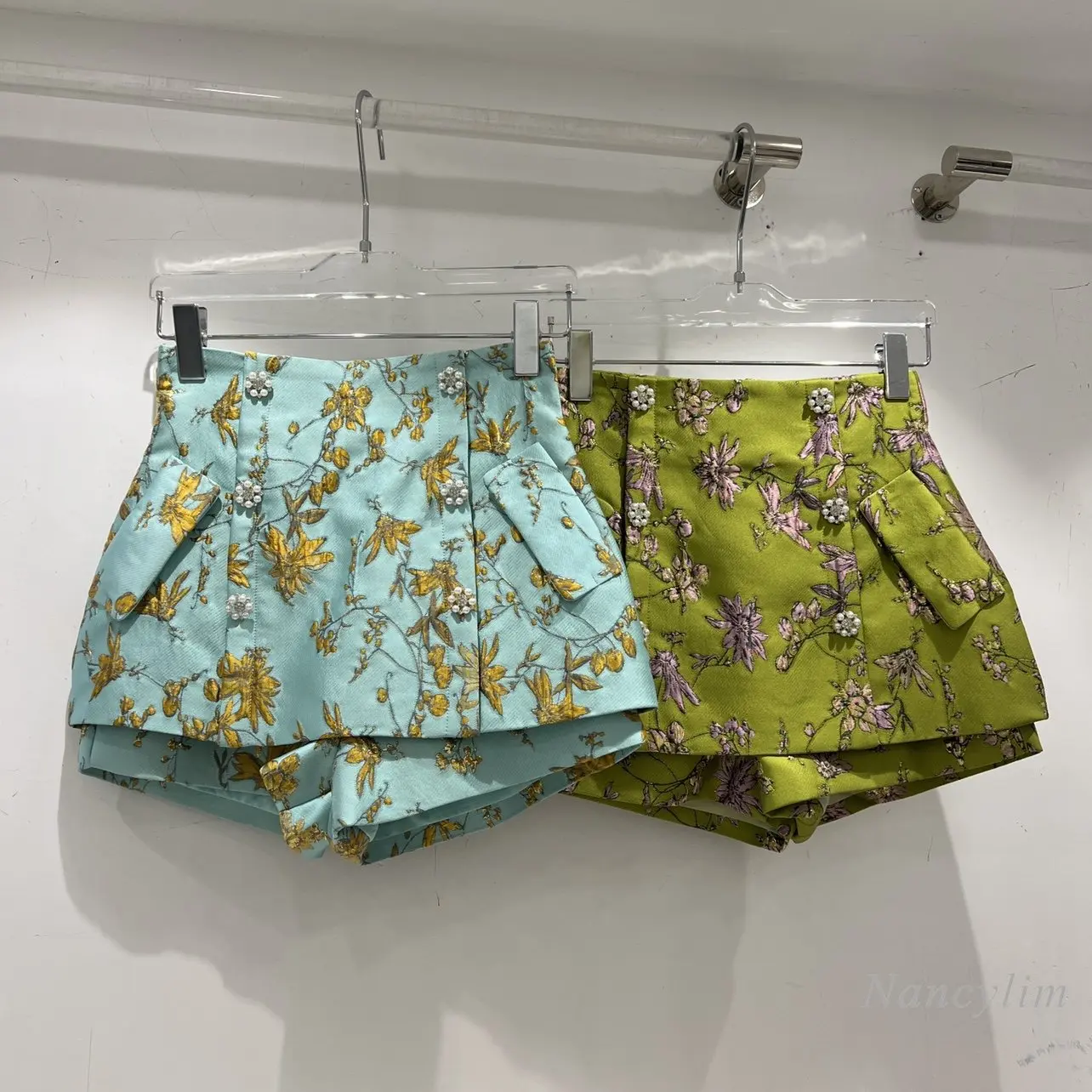 2023 Summer New Chic High Waist Embroidered Wide-Leg Skirt Shorts for Women Beaded Double Breasted A- Line Shorts