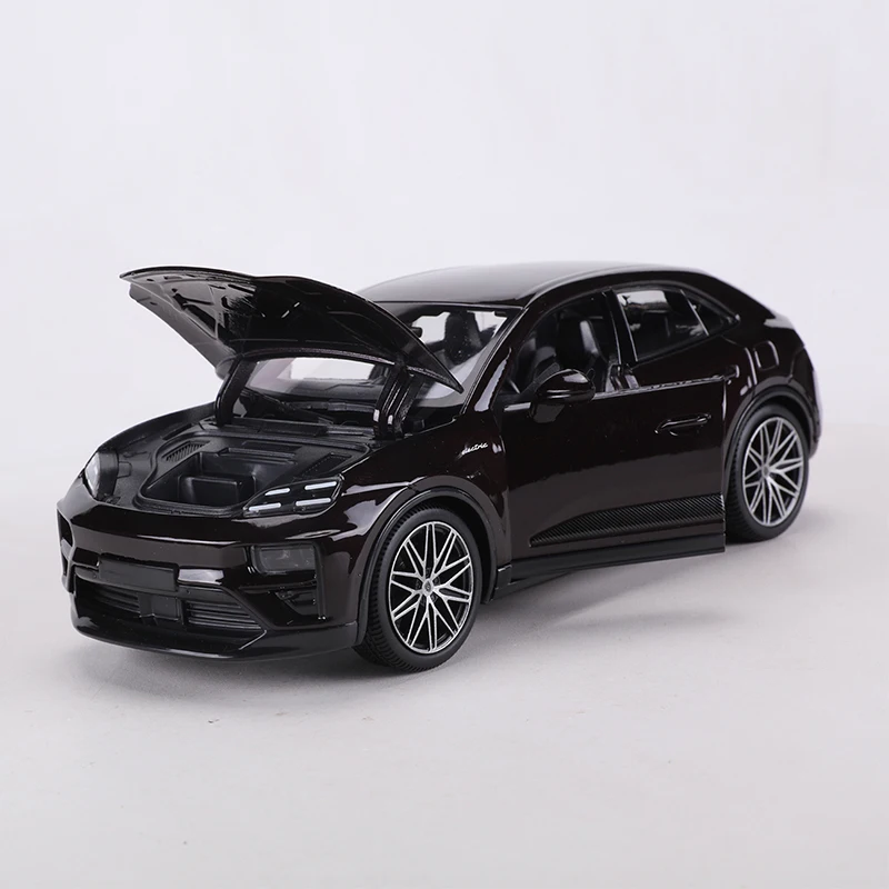 Фото Модель автомобиля из электрического сплава Burago 1:24 Porsche Macan Turbo №3