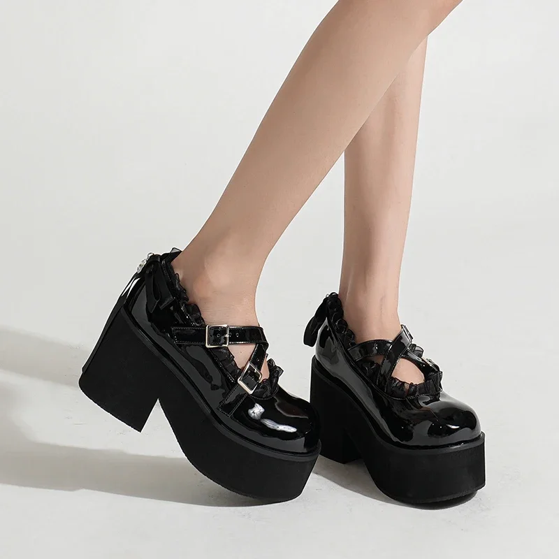 

8cm High Heels Waterproof Platform Platform Thick Patent Leather Bow Single Shoes Round Toe Chunky High Heels Buckle Strap Shoes