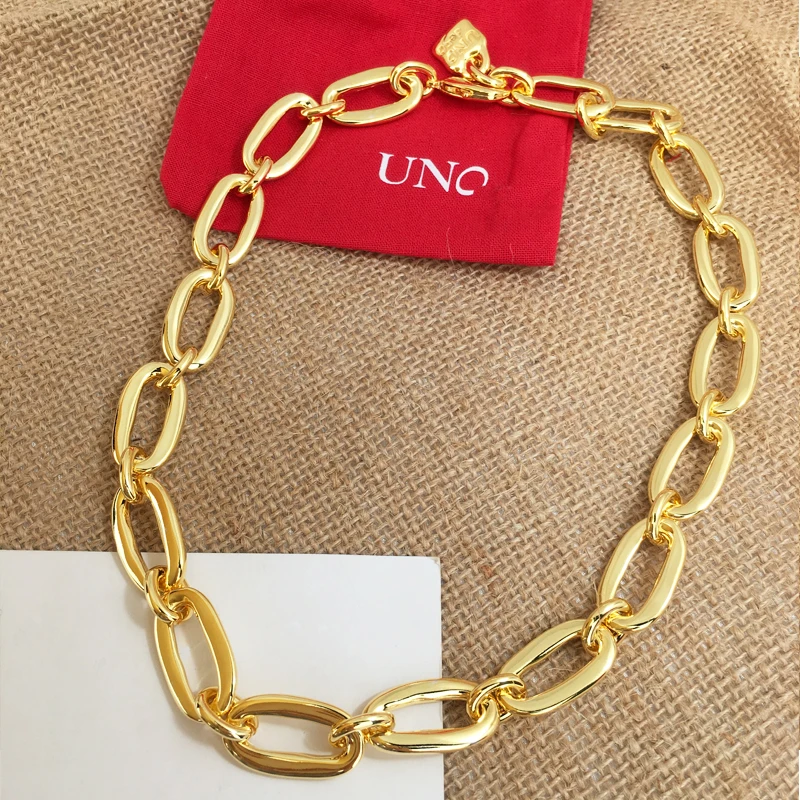 

2022 New Stainless steel alloy Silver Color Bead Necklace Can Be Given As A Gift To Women with Free Wholesale Shipping