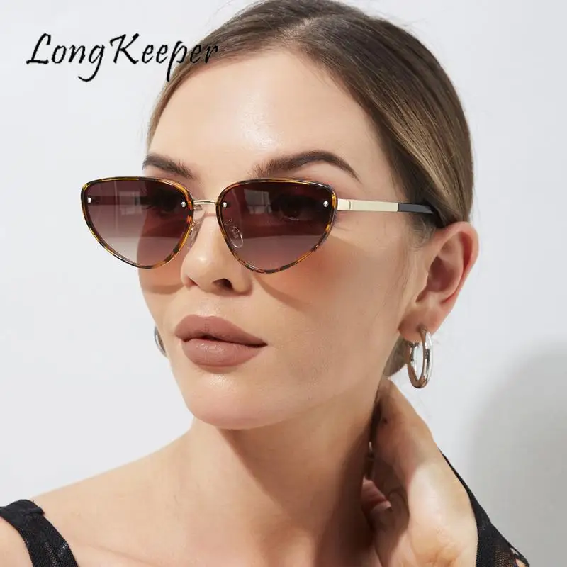 

Очки солнцезащитные женские в металлической оправе, с защитой Uv400